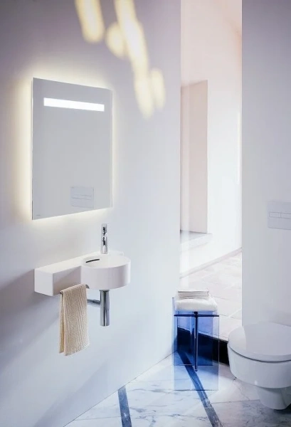 Раковина Laufen Val 55 см полка слева 8.1528.4.000.106.1