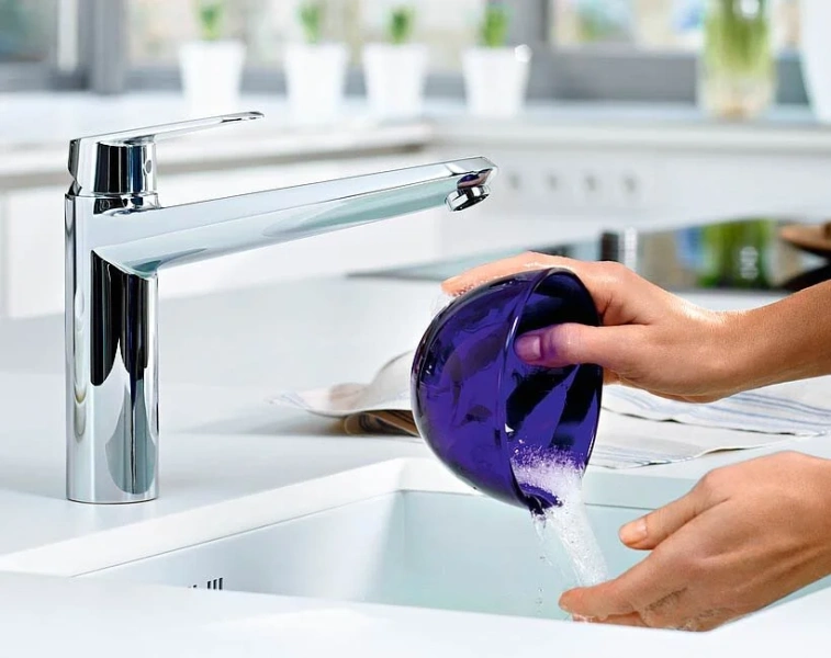 Смеситель для кухни Grohe Eurodisc Cosmopolitan 33770002 Hanex