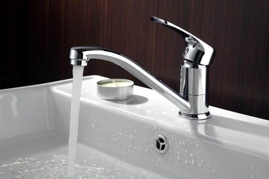 Смеситель для кухни Lemark Plus Shape LM1704C Hanex