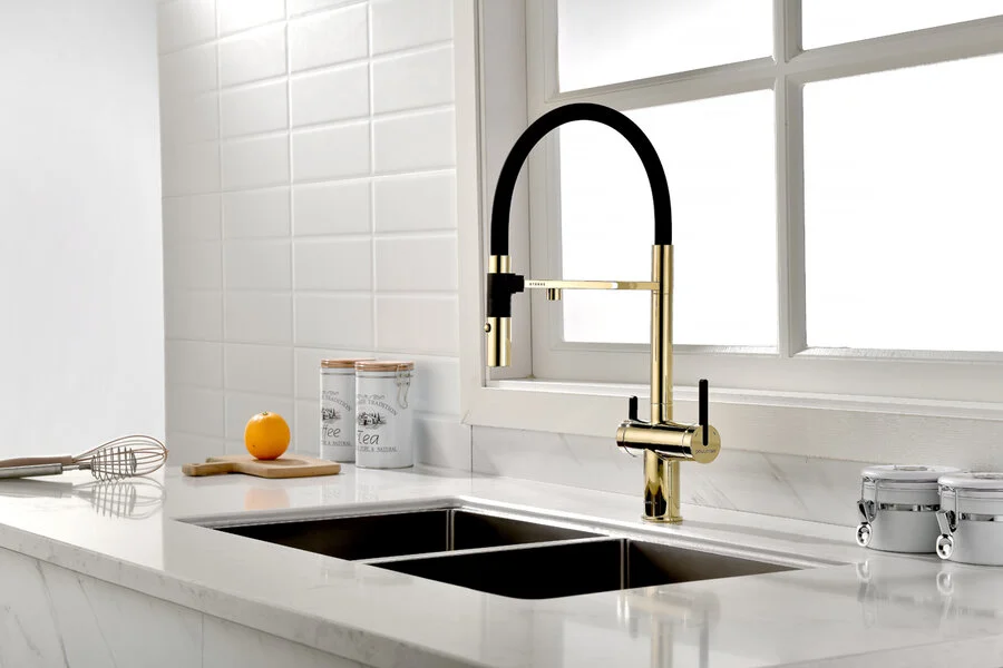 Смеситель для питьевой воды Paulmark Gravity золото Gr213888-G Hanex