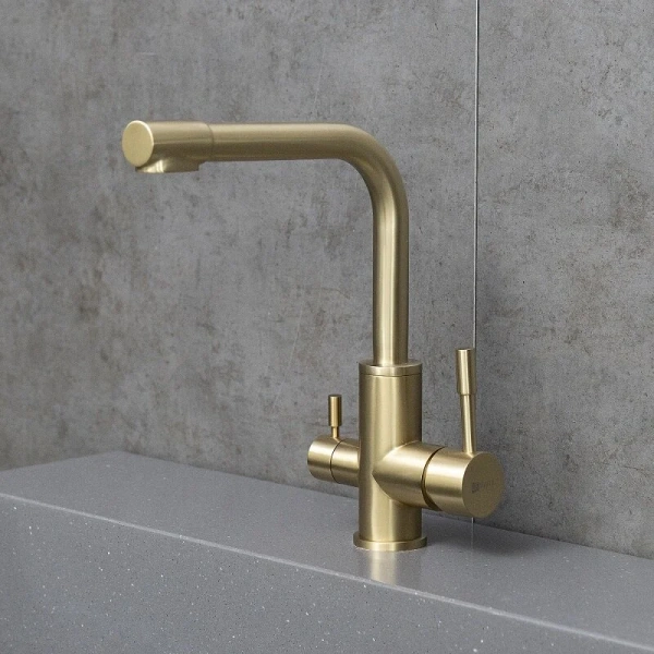 Смеситель для питьевой воды Lemark Expert с подключением к фильтру с питьевой водой золотой LM5061LGN Hanex