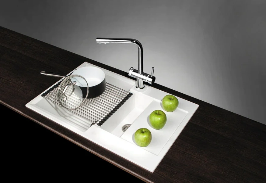 Смеситель для кухни Omoikiri Hotaru-C-WH хром/белый 4994051 Hanex