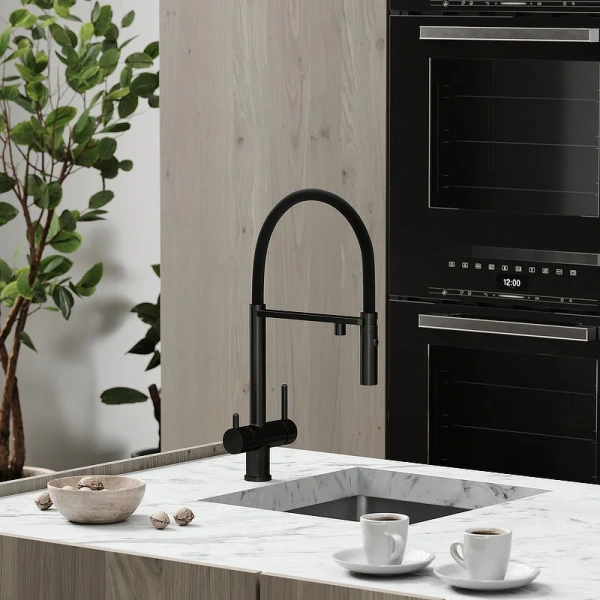 Смеситель для питьевой воды Sancos Imola черный матовый SC4010MB