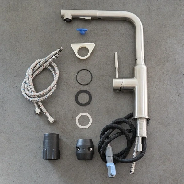 Смеситель для кухни Lemark Expert с вытягивающимся поворотным изливом LM5085S