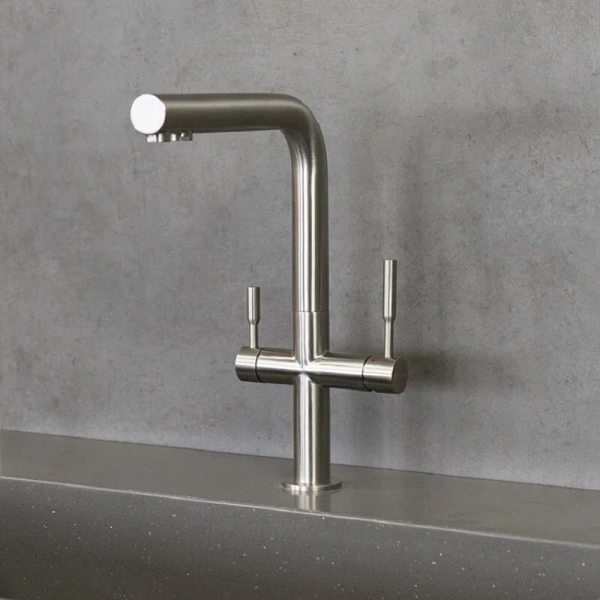 Смеситель для питьевой воды Lemark Expert с подключением к фильтру с питьевой водой LM5063S