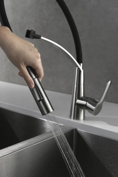 Смеситель для кухни BelBagno Nova двухрежимный BB-LAM36-IN