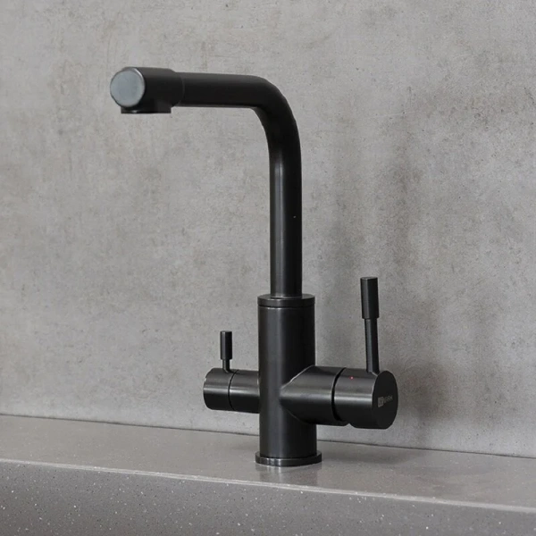 Смеситель для питьевой воды Lemark Expert черный матовый LM5061BL