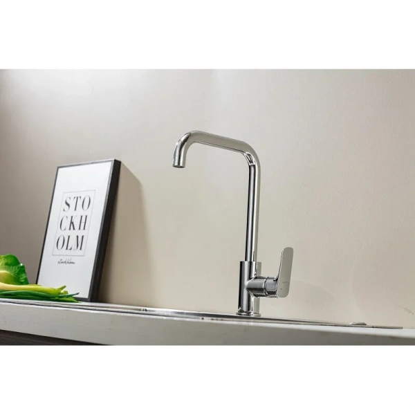 Смеситель для кухни Акватек Вега хром AQ1081CR