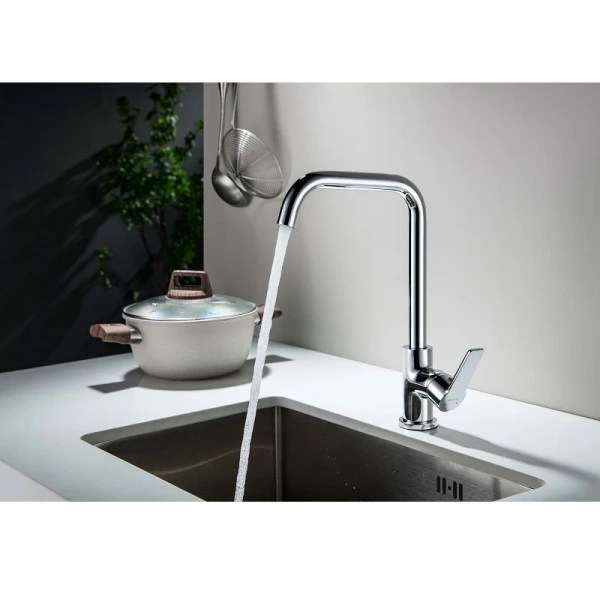 Смеситель для кухни Акватек Лугано хром AQ1781CR