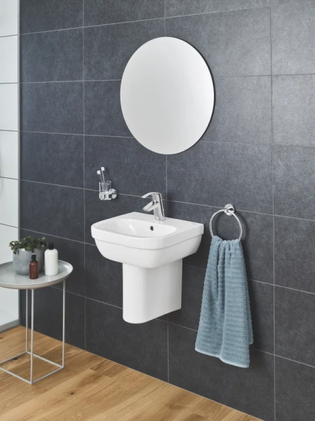 Раковина Grohe Euro Ceramic 45 см 39324000 фарфор